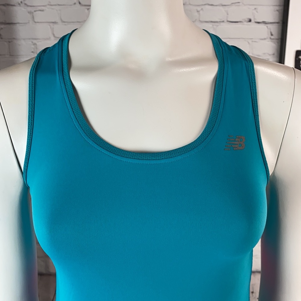 NEW BALANCE Blue/Pink Razorback Tank Top Size: XS - Picture 3 of 17